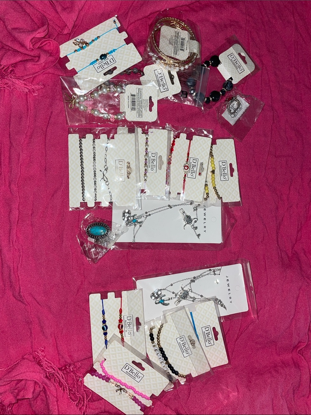 NEW 4 Bracelets and 1 Necklace random Bundle